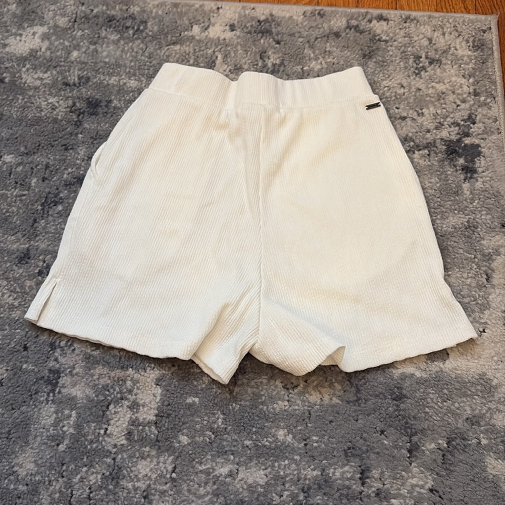 NWOT! O’Neill White Ribbed Lounge Beach Shorts, SZ XS - Picture 2 of 4